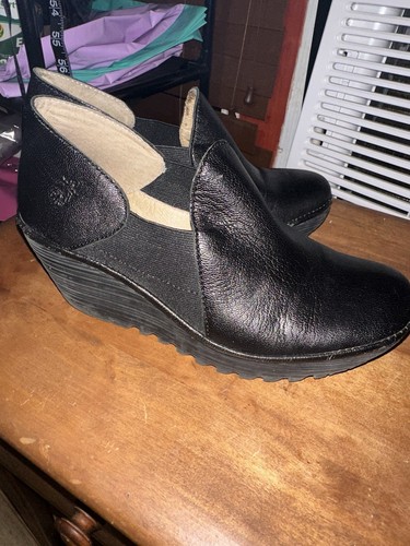 Fly London Shoes YUA Women’s 38US 7-7.5 Platform Wedges Green Leather Bootie - Picture 8 of 10