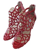 Oscar de la Renta Gladia Scalloped Red Leather Stiletto Sandals