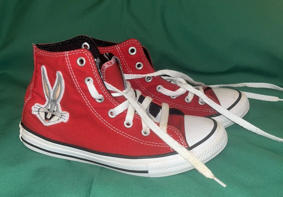 Top alto CONVERSE All Star Chuck Taylor Red Bugs Bunny 80 aniversario talla 3 Foto 2 de 4