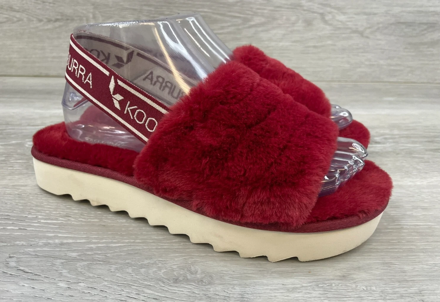Koolaburra by UGG Fuzz’n II sandalo da donna slide slipper pelliccia sintetica US 7 scarpe rosse