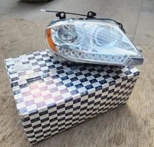 Maserati  RH HEADLIGHT-263336