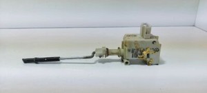Volkswagen PASSAT B5 1998 Diesel Stellmotor Tankdeckel Tankklappe 66kW UST46889