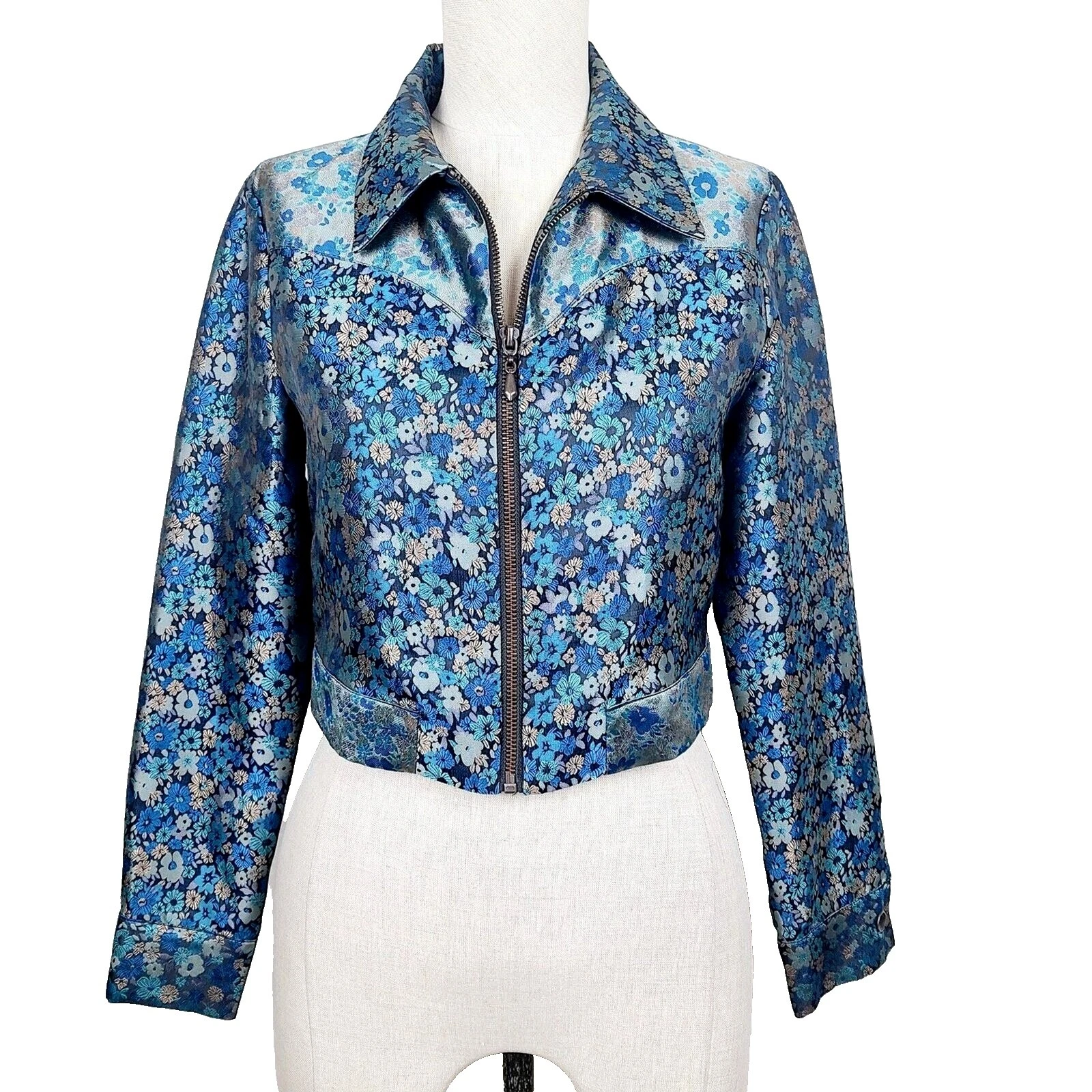 Urban Outfitters 女式碎花外套、夹克、背心女