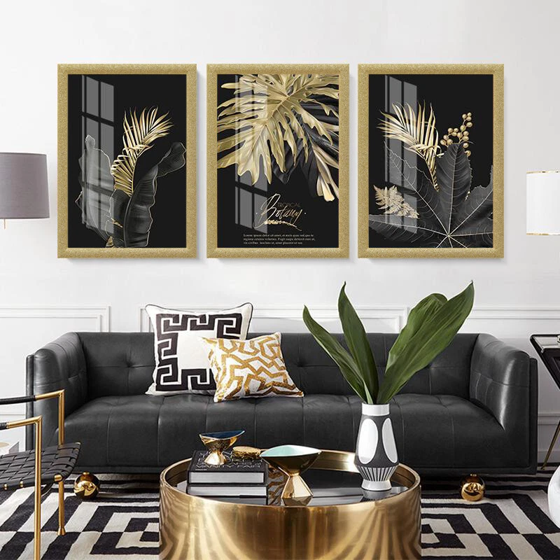 Black and 2025 gold photo frame