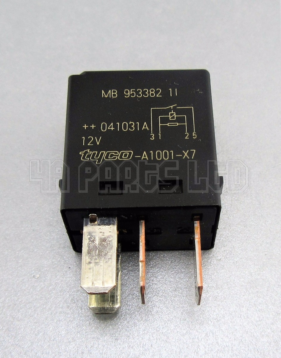 Volvo S80 S60 V70 S40 V40 850 Black Relay MB 95338211 Siemens 