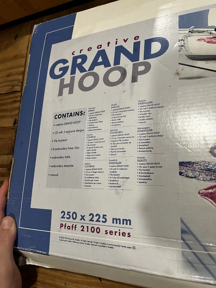 Pfaff Creative Grand Hoop 2100 Series 3 Exclusive Designs Never Used - Image 2 of 4