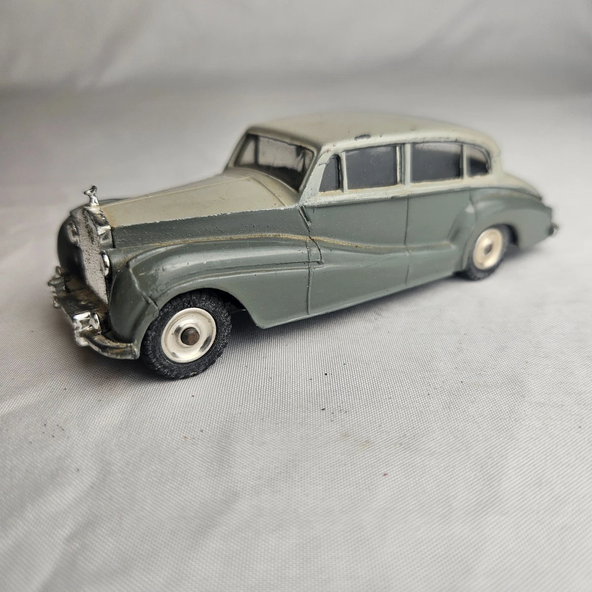Rolls-Royce Silver Wraith Rolls-Royce Contemporary Manufacture