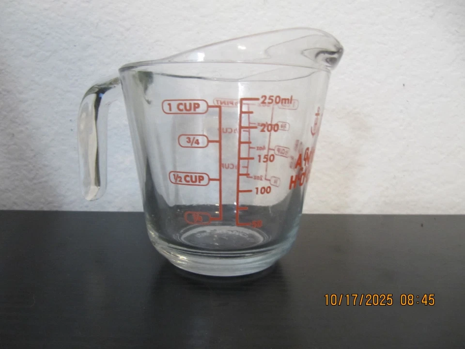 Vintage Anchor Hocking 1 Cup Measuring Cup Open Handle Red Letter 16 oz - Image 2 of 2