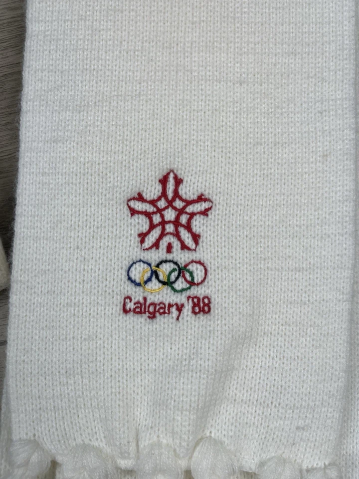 Vintage 1988 Calgary Canada Winter Olympics  Hat Beanie W/ Matching Scarf Adult - Image 2 of 4