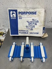 Porpoise Pool Superflex Flexible Vacuum Head Model 203