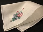 #7831🌟Antique 1940s SUMMER Bouq Pink Roses Forgetmenots PETITPOINT Handkerchief