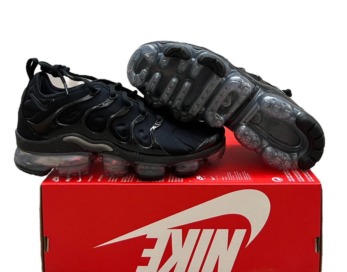 vapormax plus black ebay