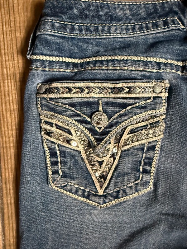 Vigoss Dallas low rise boot cut embroidered & embellished flap pockets bootcut image 3