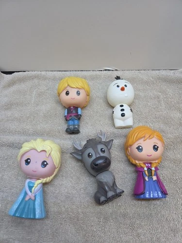 5 Disney Frozen Vinyl Figures 4" T ~ Elsa Anna Sven Olaf Kristoff