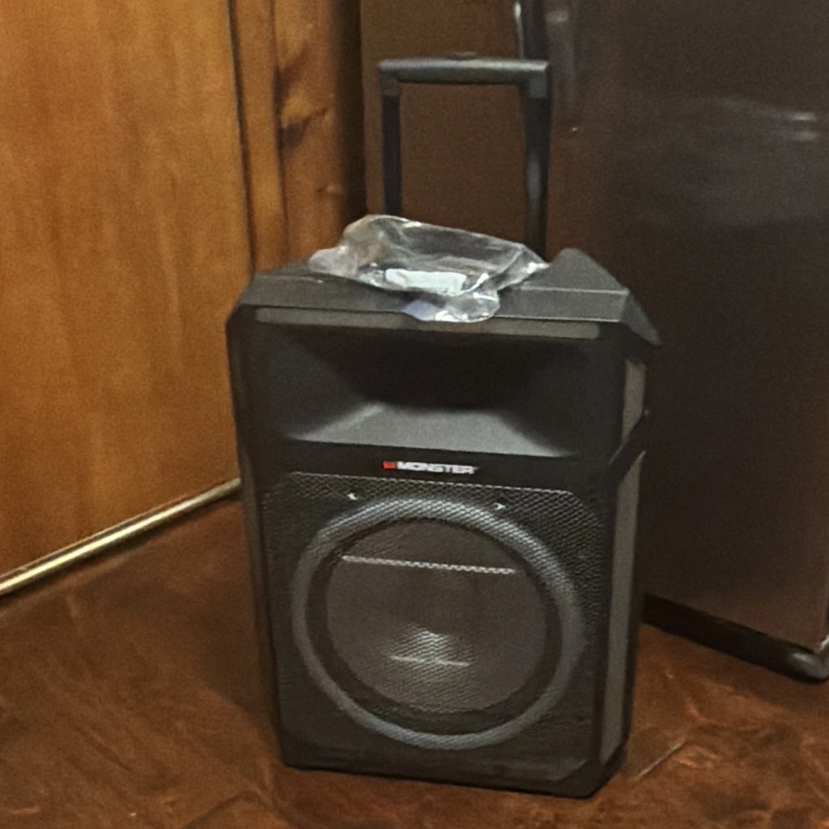 Preços baixos em Player de áudio Monster Preto Docks e Mini Alto