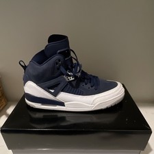 Nike Jordan Spike Forty Men s Mid Top Basketb...