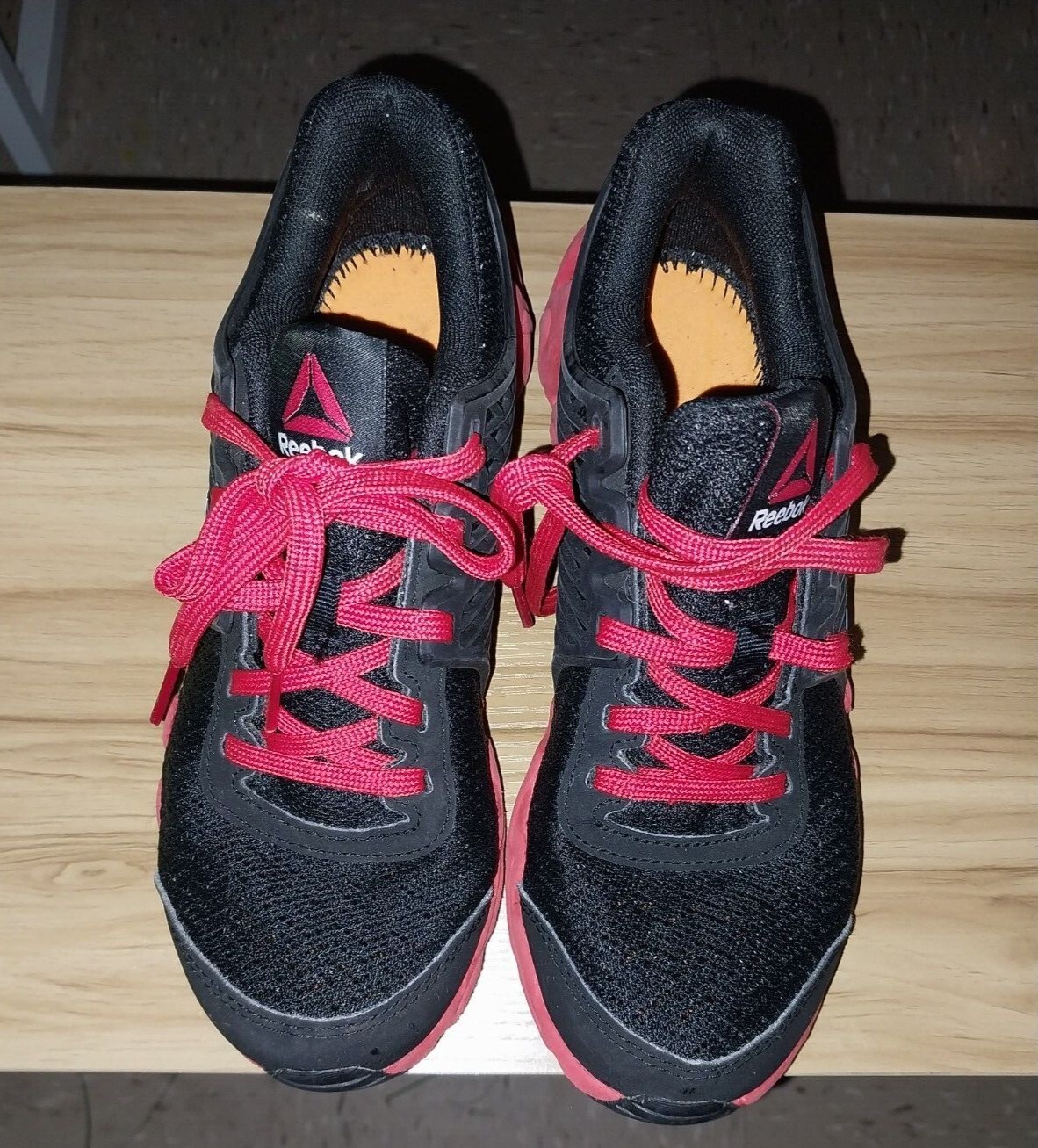 Reebok ZigTech Black/Red Running Training Shoes y… - image 1