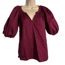 Attention Blouse Women's XS but Could Fit S/M Dress Shirt Maroon Beautiful Top!