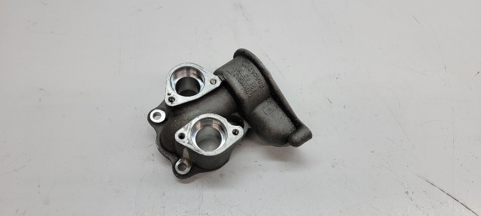 LAMBORGHINI AVENTADOR OIL FILTER BRACKET MOUNT OEM 07M115405A
