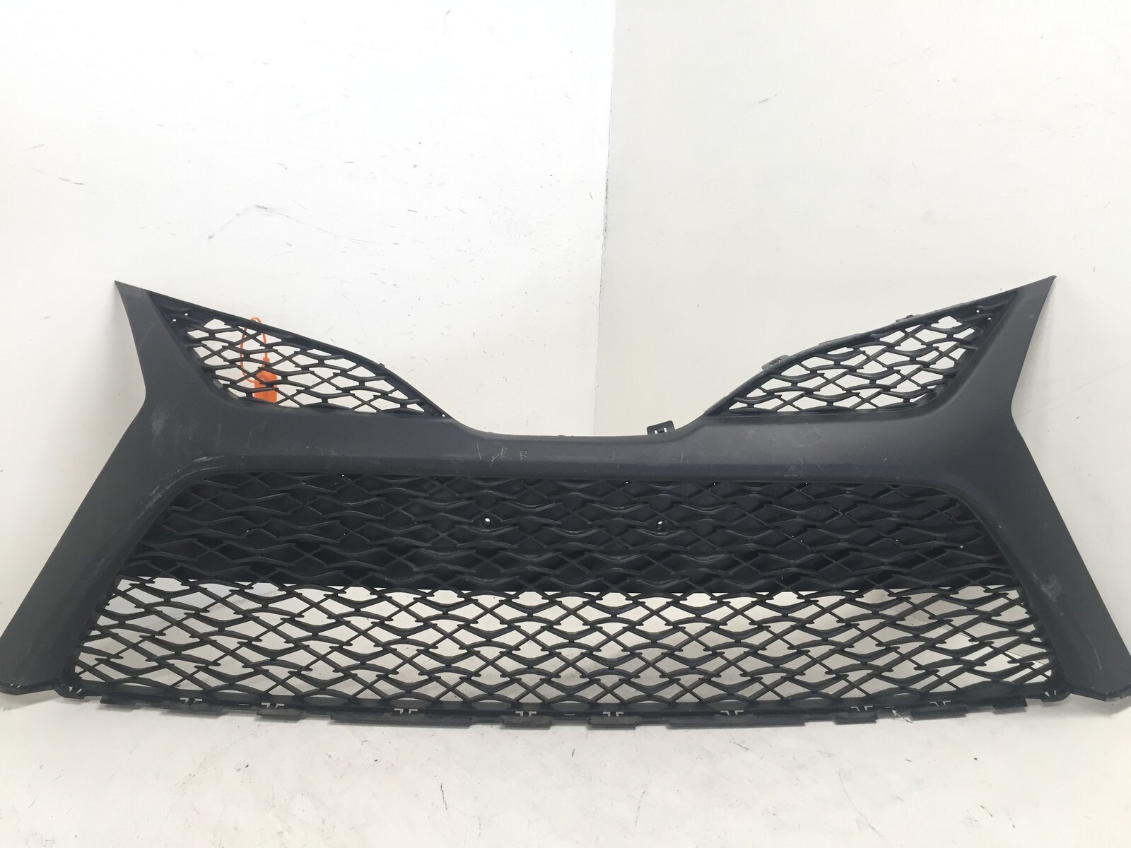 Grille Grill Toyota Camry SE XSE 2018 2019 53113-06140 OEM