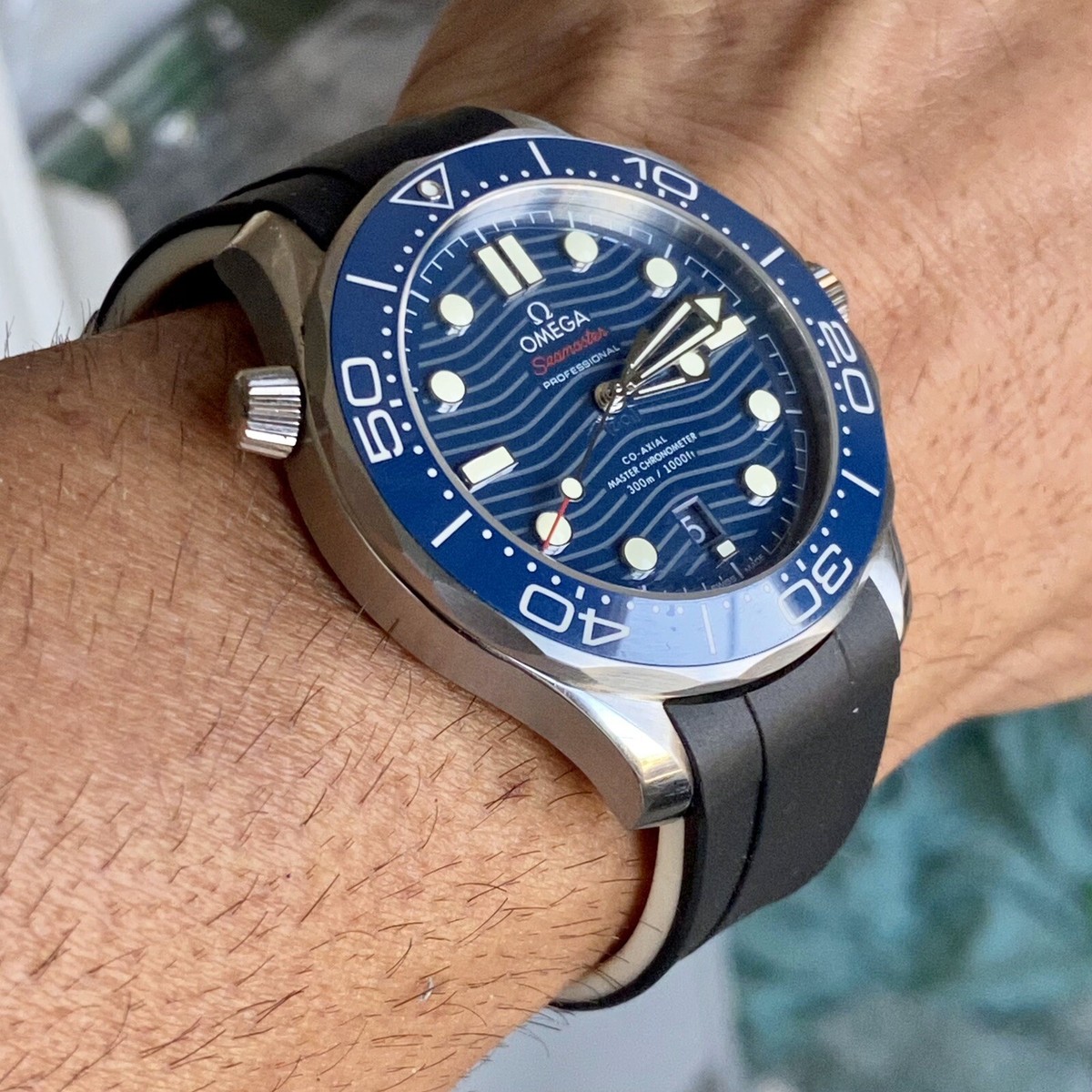 20mm BLACK/WHITE Vulcanized Rubber Strap Band Fit Old New OMEGA