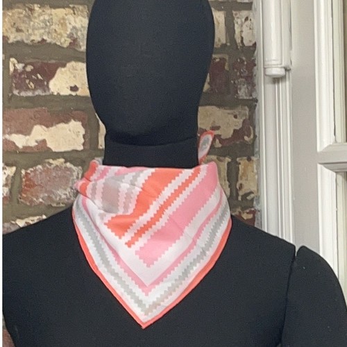 Vintage VERA Neumann Scarf ~ Signed ~ Pink Gray - 21" Square - Picture 4 of 5