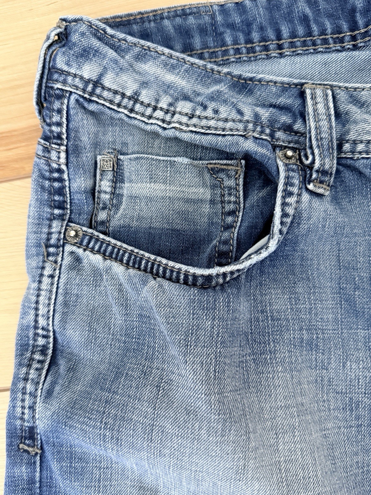 Buffalo David Bitton Driven Basic Straight Jeans … - image 3