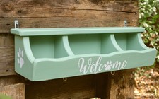 Hundegarderobe in Mintgrün aus Holz, Flurablage mit Haken für Hundeliebhaber