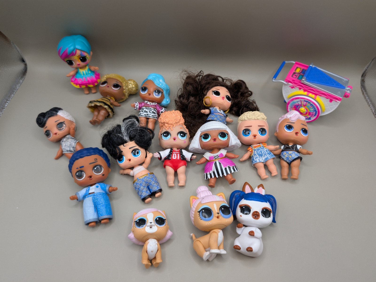 Lot of 14 LOL Surprise Miscellaneous Dolls MGA - Dolls & Pets w/ Ice Cream Truck