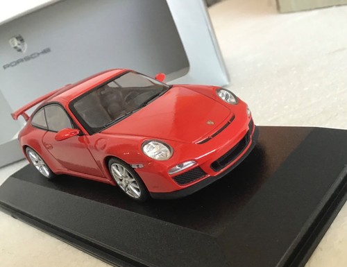1/43  MINICHAMPS   PORSCHE 911 GT3, red ,  WAP   020 016 19 mint ,++  ! - Picture 1 of 24