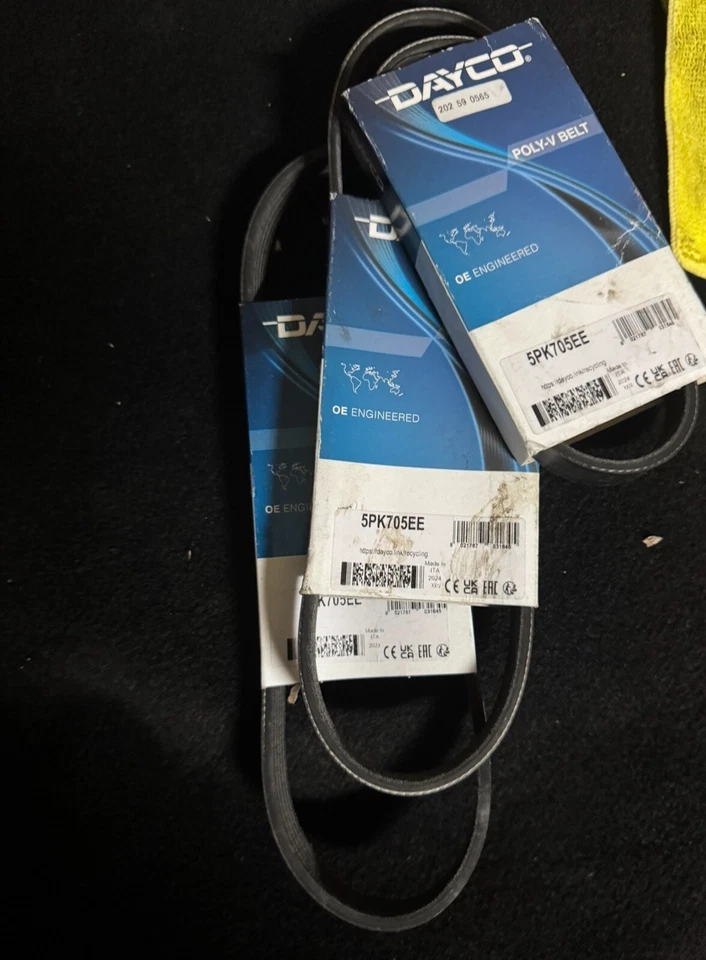 Cinturón de aire acondicionado DAYCO para Volvo V50 S40 C30 Ford Focus C-Max 1.8 2.0 2003-2012 Foto 3 de 3