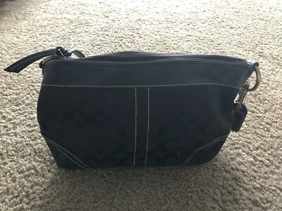 Authentic Coach Signature Logo Leather Crossbody Shoulder Bag Black J0685-1056H