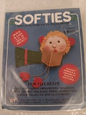 Softies 2132 Caroler Soft Sculpture Faces To Decorate Vintage Craft Kit Sealed