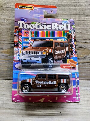 02 Hummer H2 SUV Concept 3/6 Candy Series Tootsie Roll 2019 Match New Bent Card