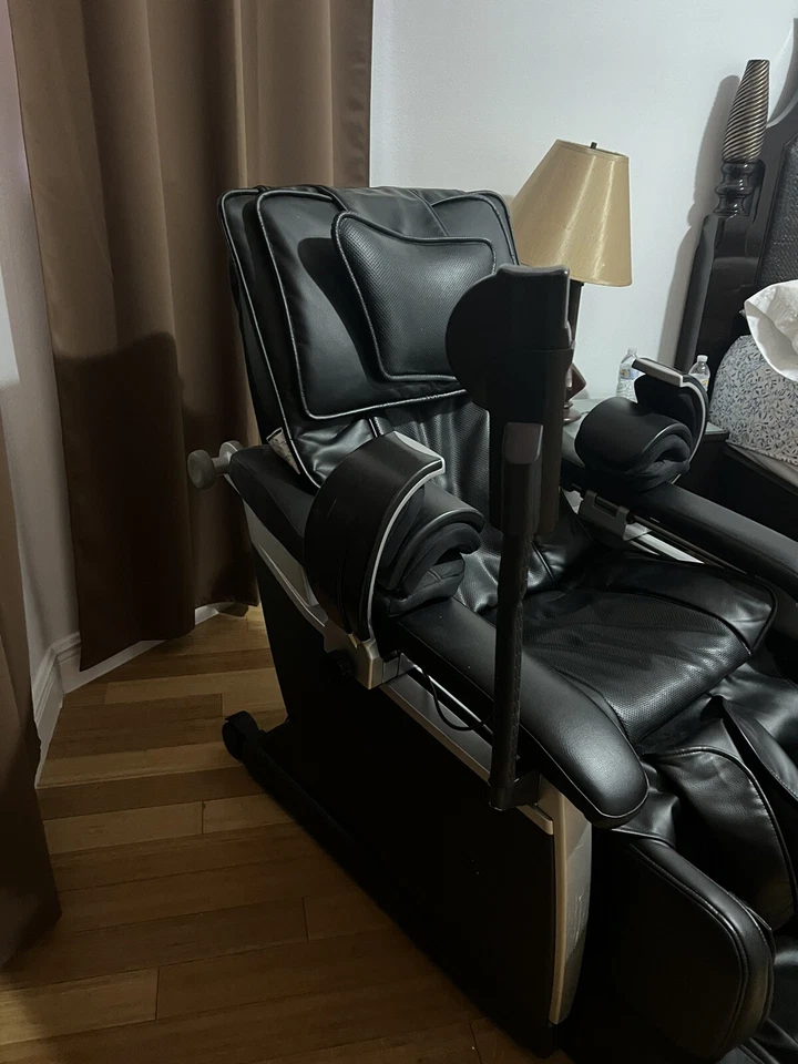 Silla masaje cuerpo completo osim (paga en efectivo) Foto 3 de 4