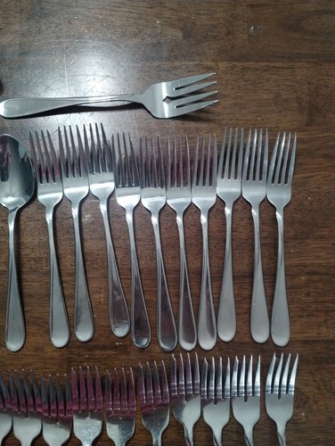 Oneida Satin Flight Stainless Steel Flatware Lot of 55 Pieces Serving Modern - Picture 2 of 7