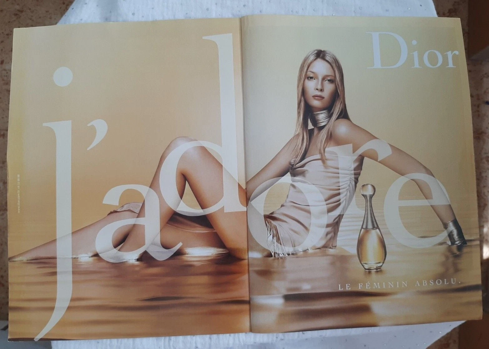 Publicité papier Parfum. Perfume Ad C. Dior J'adore de 2004
