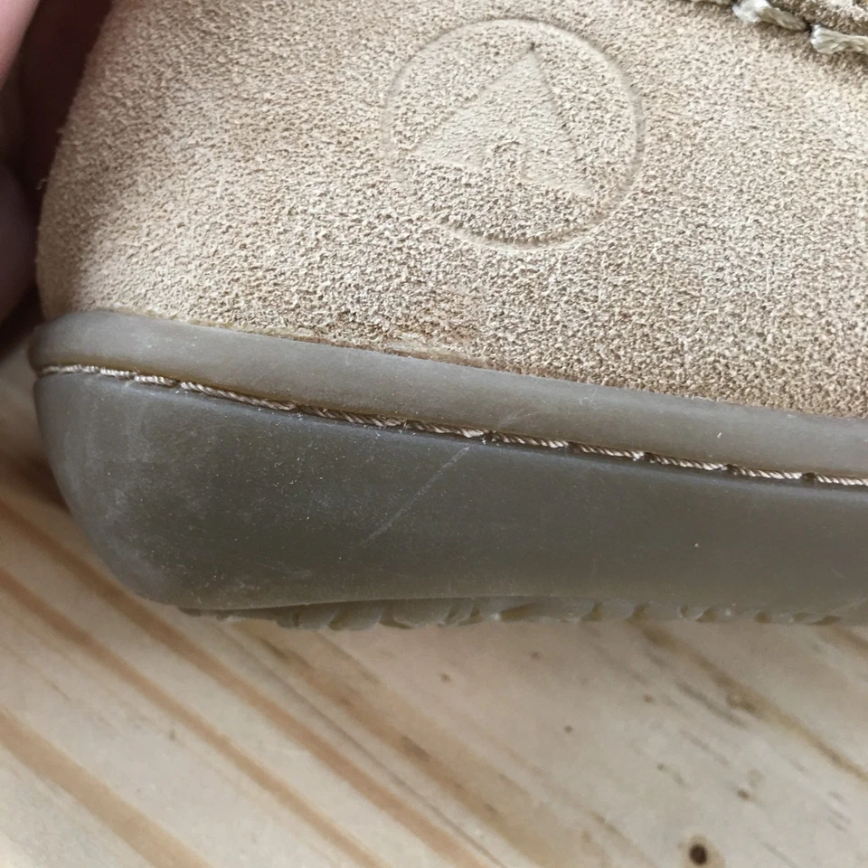 Botas Air Walk para mujer 6,5 invierno botín a media pantorrilla beige sin usar, puntera, gamuza piel sintética Foto 4 de 4