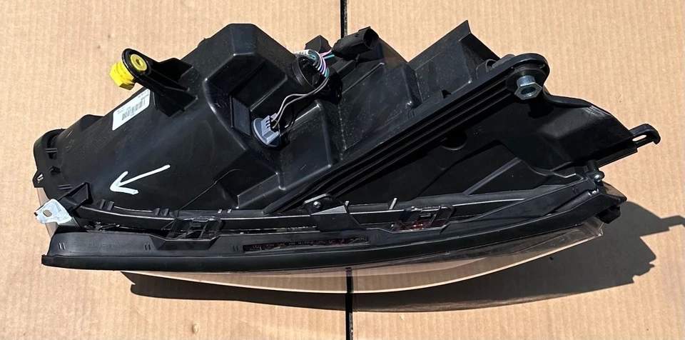 OEM | Conjunto de faros halógenos del lado del conductor con LED para GMC Acadia 2013-2016 Foto 2 de 4