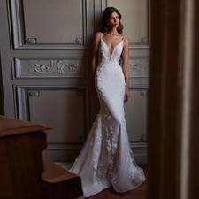 Vintage Mermaid Wedding Dresses Deep VNeck Sleeveless Satin Applique Court Train