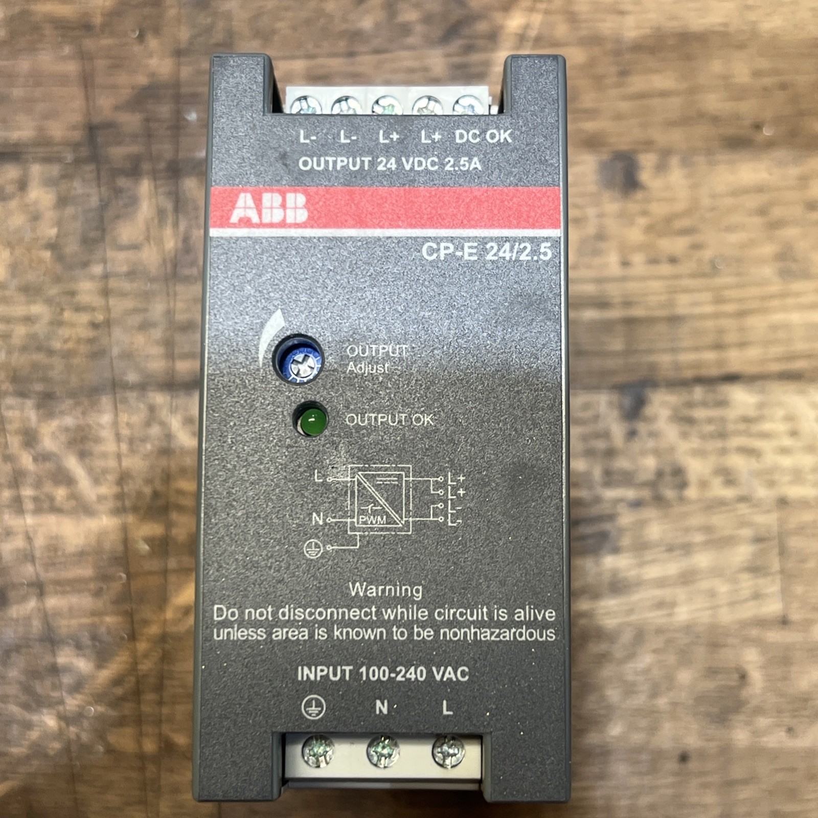 🔥ABB CP-E 24/2.5 SWITCH MODE POWER SUPPLY 100-240VAC 47-63Hz 1500mA, Used🇺🇸