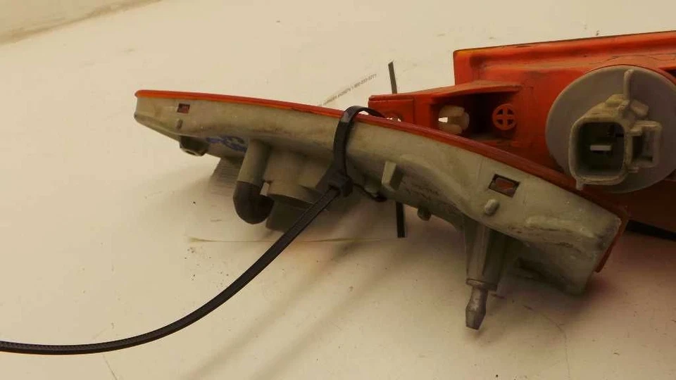 Lámpara de señal de esquina giratoria para conductor compatible con Toyota Camry 95-96 81520-06032  Foto 4 de 4