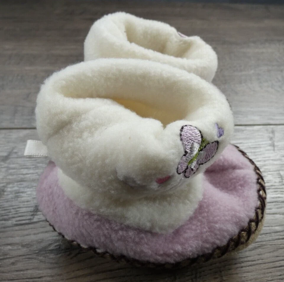 Ropa de bebé niña nueva solo un año Carter's recién nacido púrpura mariposa zapatos Foto 2 de 4