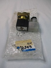NEW SMC Solenoid Valve VXD2130-03-5DZ1- FREE SHIPPING