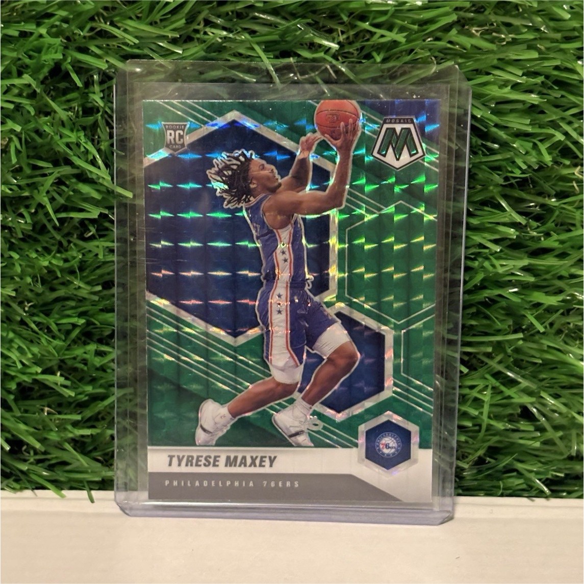 Panini 2020-21 Green Mosaic Tyrese Maxey #203 Rookie Mosaic Prizm 76ers