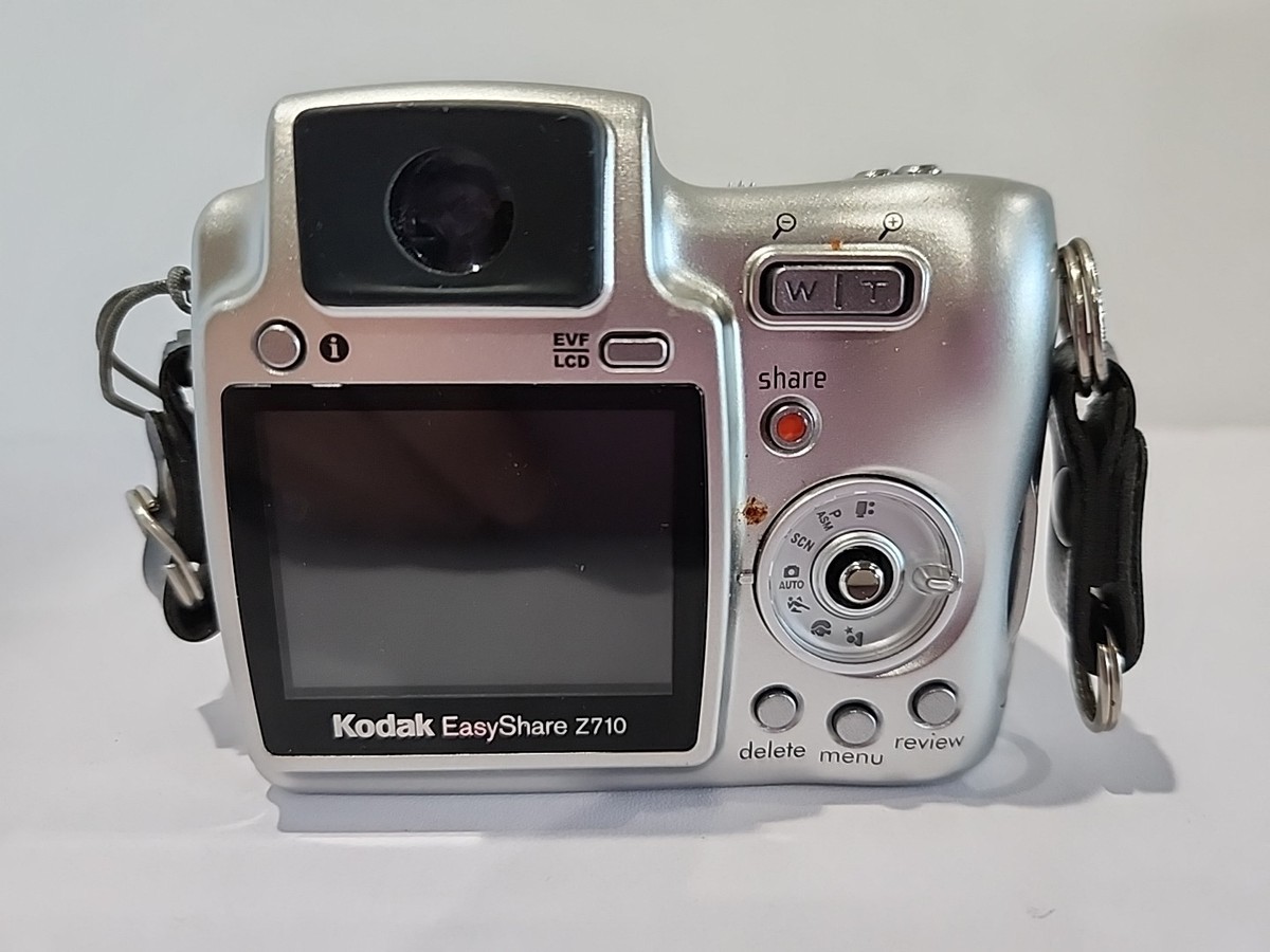 Kodak Easyshare Z710 Digital Camera 7.1 MP Schneider-Kreuznach 10X