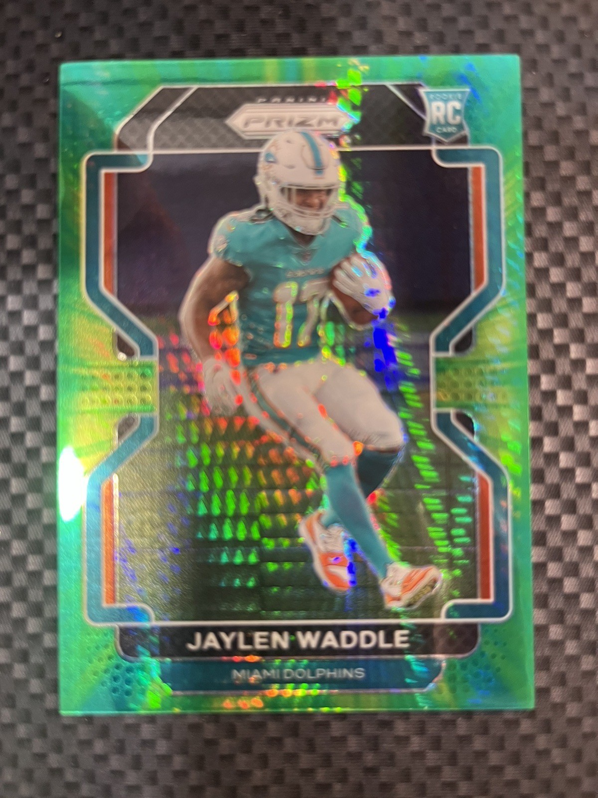 2021 Prizm Football Jaylen Waddle Green Hyper RC #/175