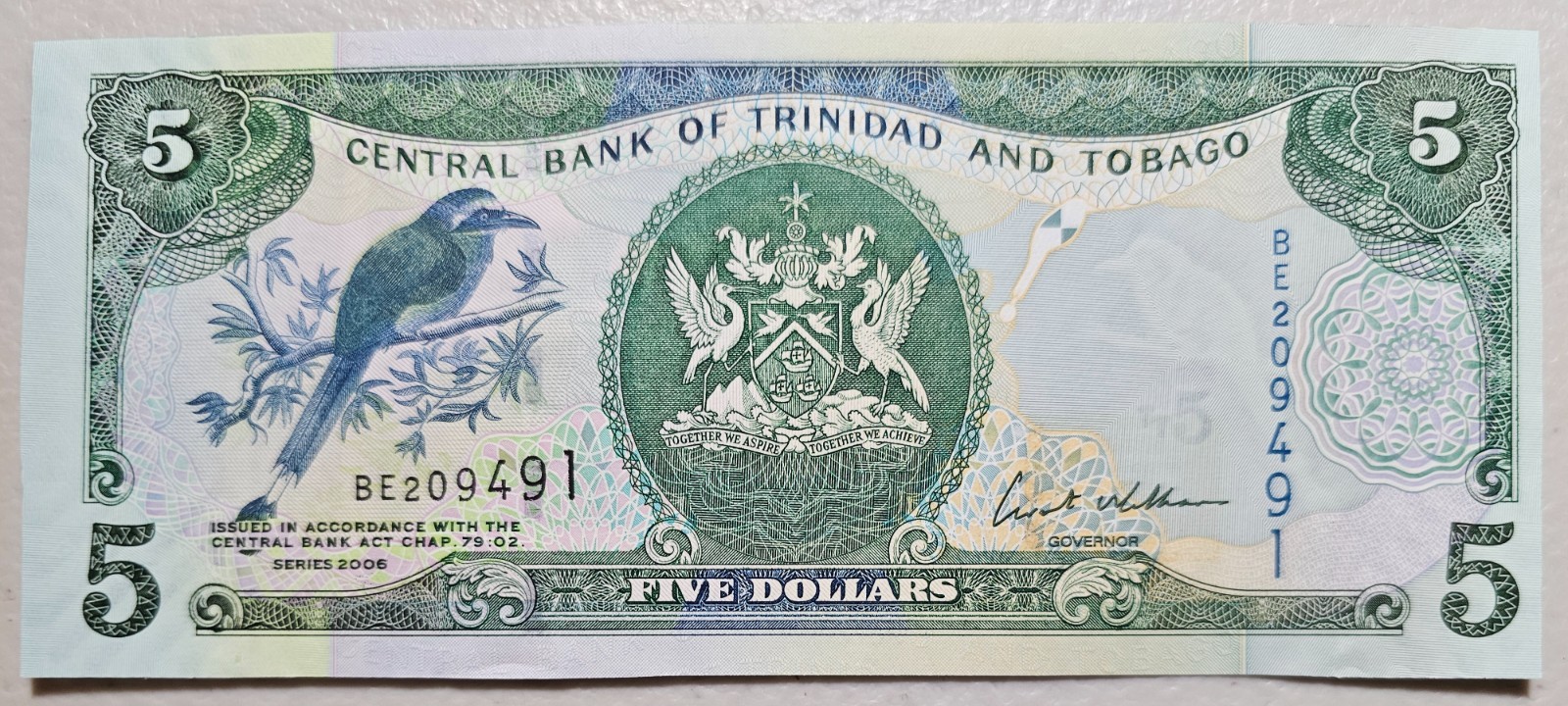 Trinidad & Tobago 5 Dollars 2006 Unc