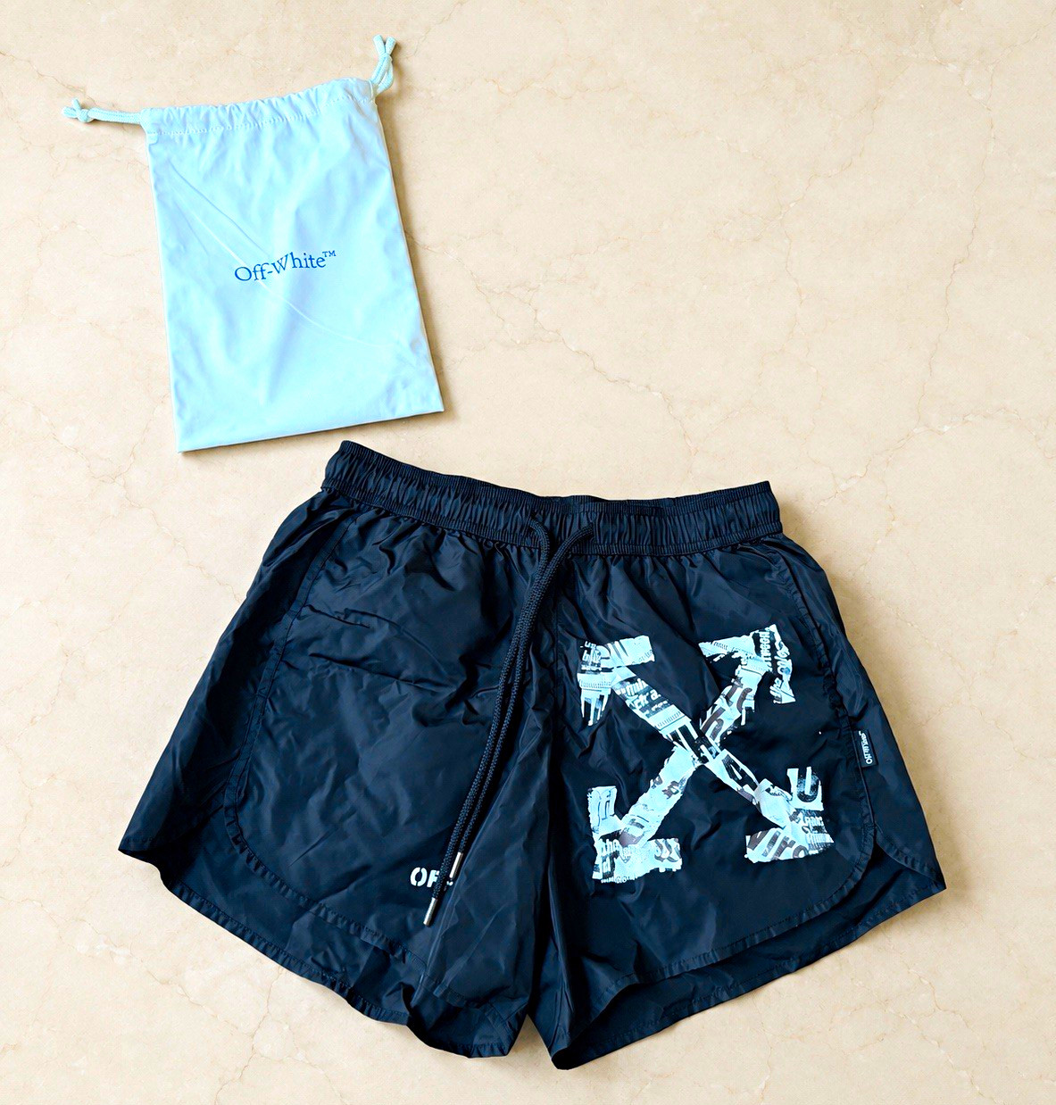 NWT Off-White Newspaper Arrows Swim Shorts Black Size M + Bag 87535