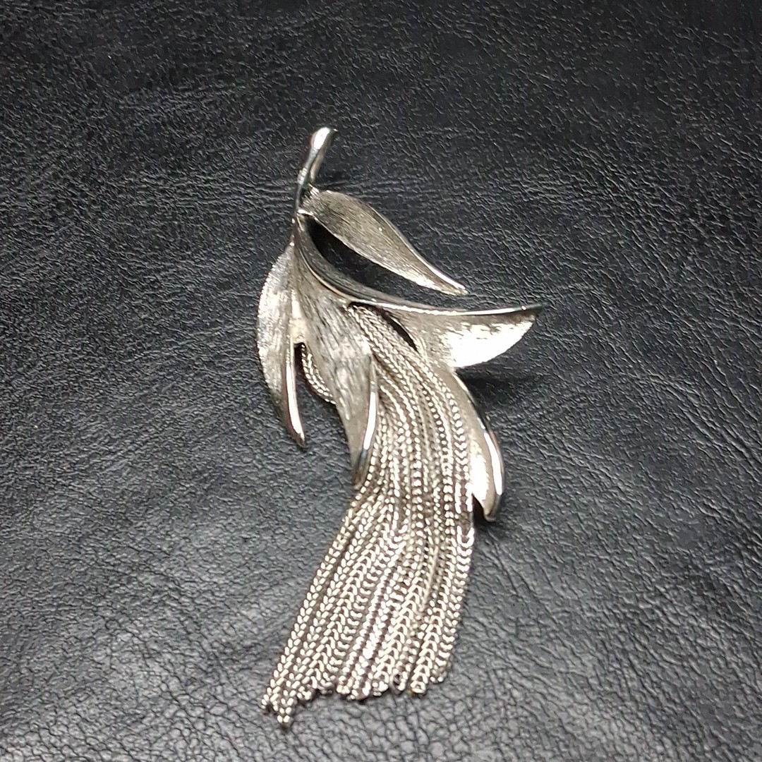 Picture 1 of 5